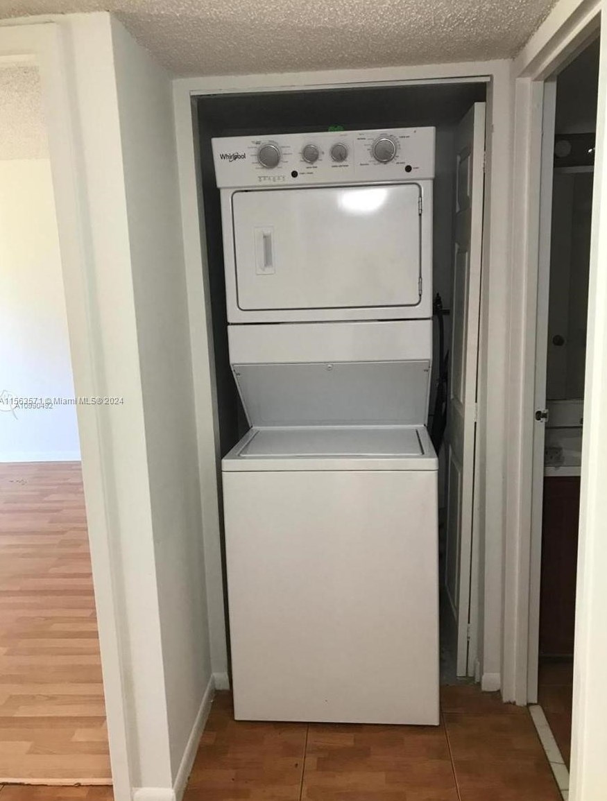 5821 Washington St, Hollywood FL  33023-7431 exterior