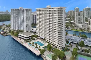 300 Bayview Dr, Sunny Isles Beach, FL 33160 - Photo 63