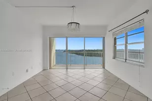300 Bayview Dr, Sunny Isles Beach, FL 33160 - Photo 17
