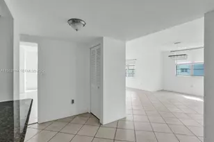 300 Bayview Dr, Sunny Isles Beach, FL 33160 - Photo 27