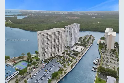 300 Bayview Dr #906, Sunny Isles Beach, FL 33160 - Photo 75