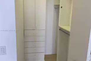 21205 Yacht Club Dr, Aventura, FL 33180 - Photo 41