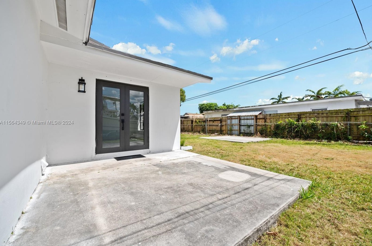 12040 171st Ter, Miami FL  33177-2167 exterior