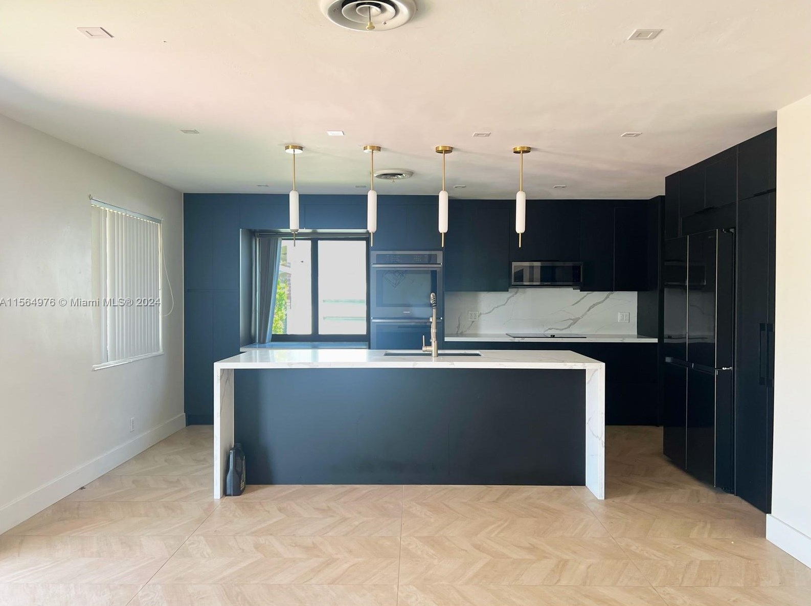 4016 Grant St, Hollywood FL  33021-5337 exterior