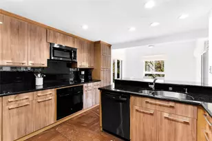 2221 Fisher Island Dr, Miami Beach, FL 33109 - Photo 11