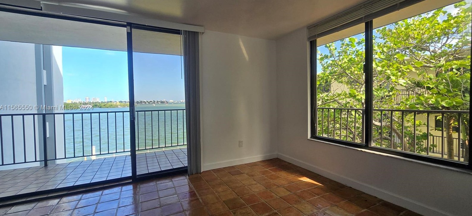 7899 Bayshore Ct, Miami FL 33138-6324 exterior