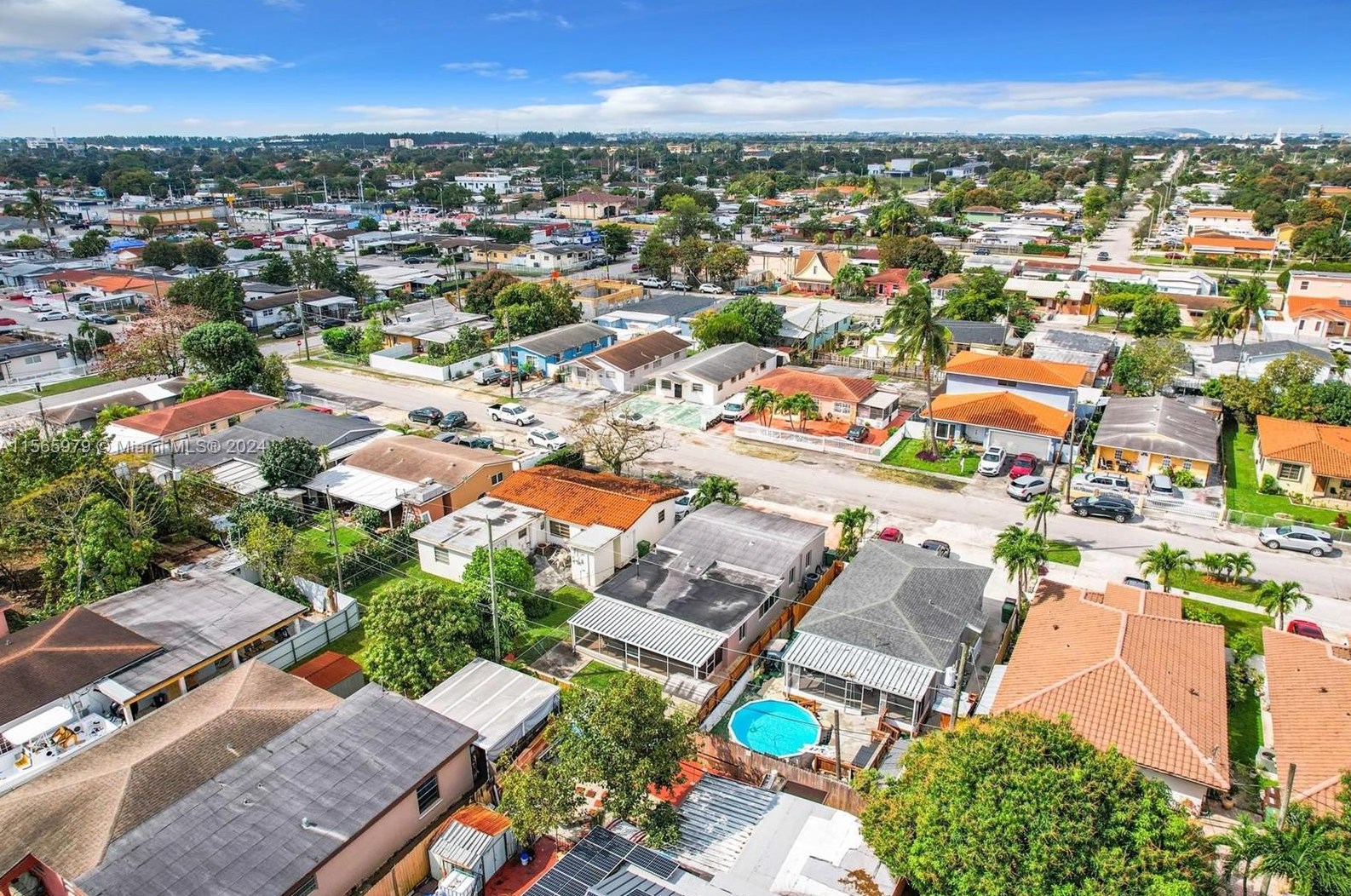 4351 8th Ln, Hialeah FL  33013-2421 exterior