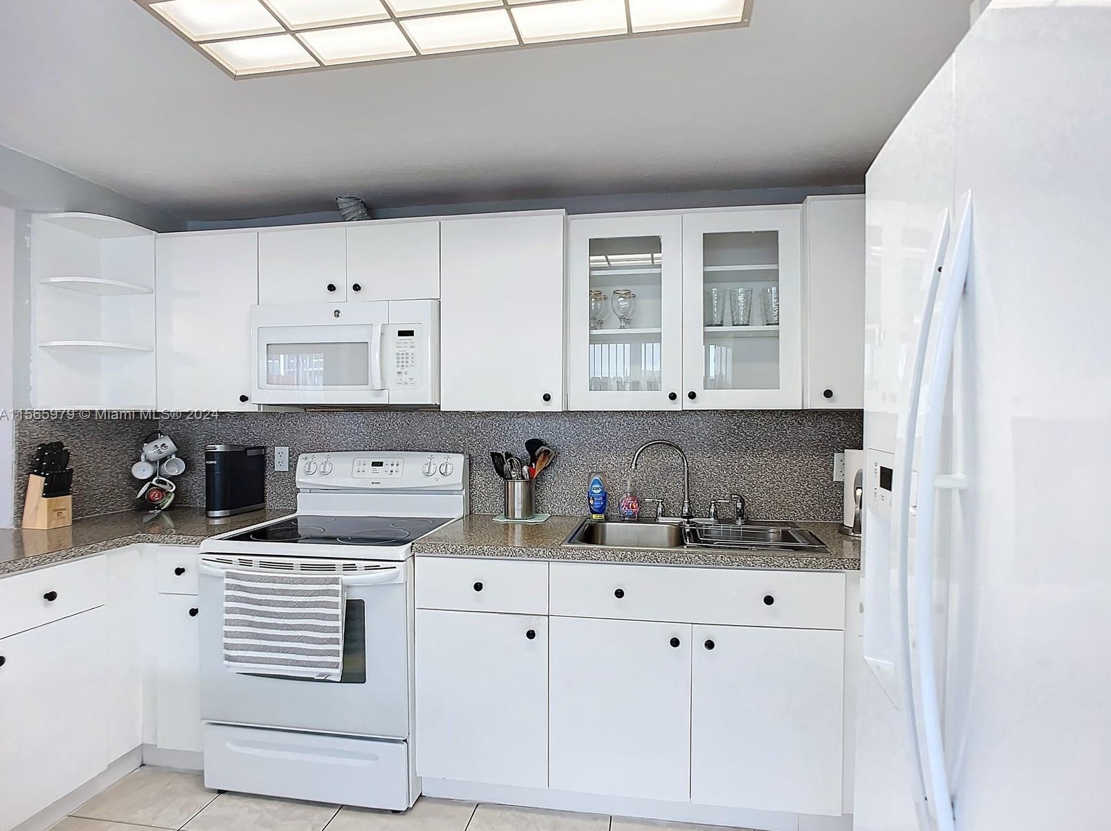 4351 8th Ln, Hialeah FL  33013-2421 exterior