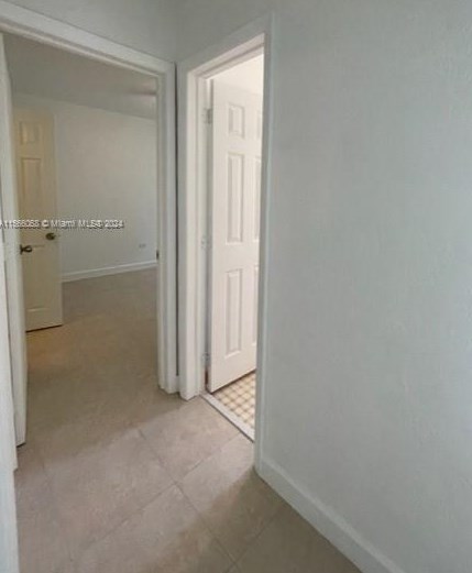 7885 Crespi Blvd, Miami FL 33141-1119 exterior