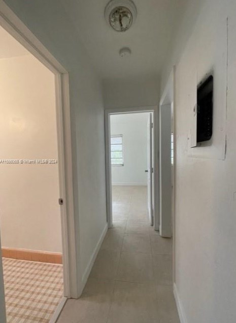 7885 Crespi Blvd, Miami FL 33141-1119 exterior