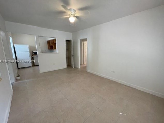 7885 Crespi Blvd, Miami FL 33141-1119 exterior