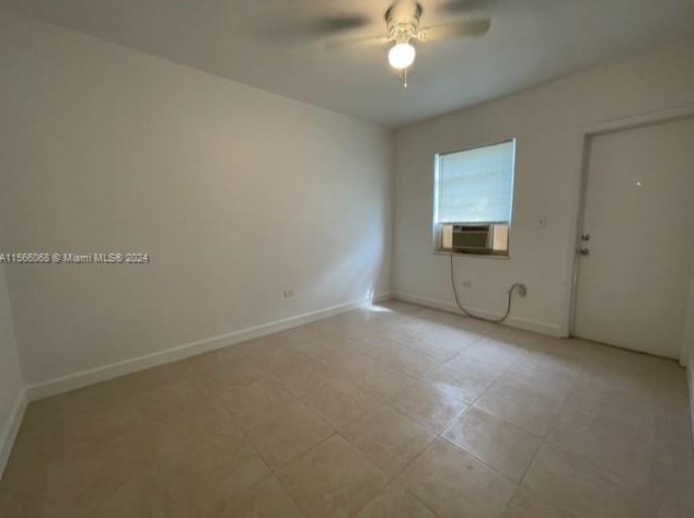 7885 Crespi Blvd, Miami FL 33141-1119 exterior