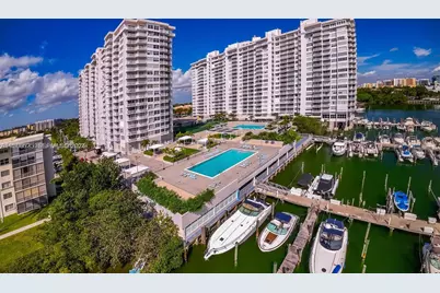 2750 NE 183rd St #1107, Aventura, FL 33160 - Photo 3