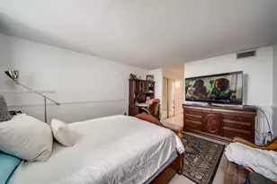 2750 NE 183rd St, Aventura, FL 33160 - Photo 29