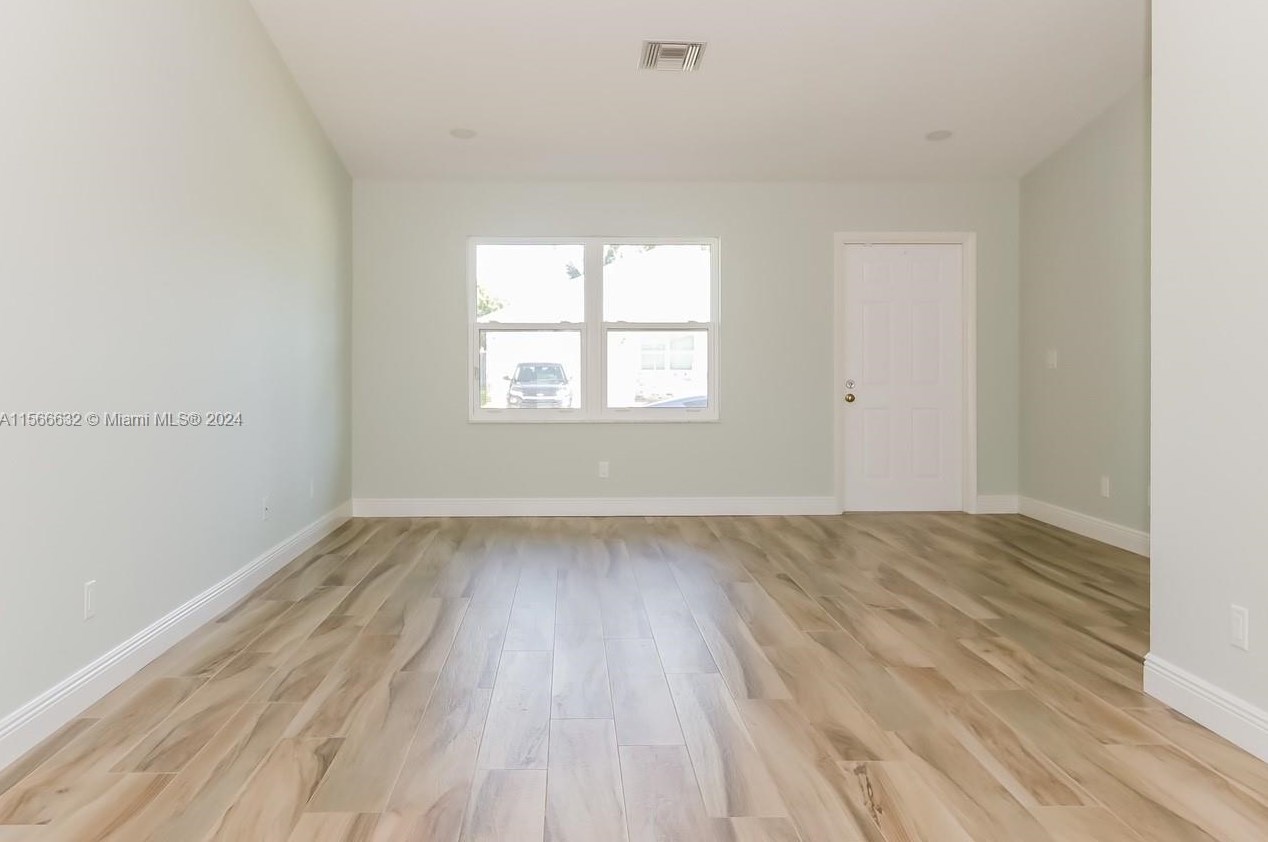 132 Stillwater Cir, Jupiter FL  33458-7324 exterior