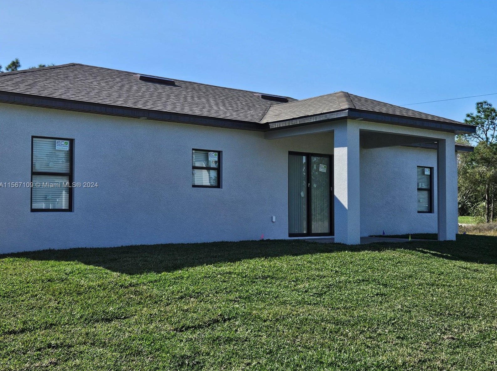 651 Keller St, Lehigh Acres FL 33974-7560 exterior