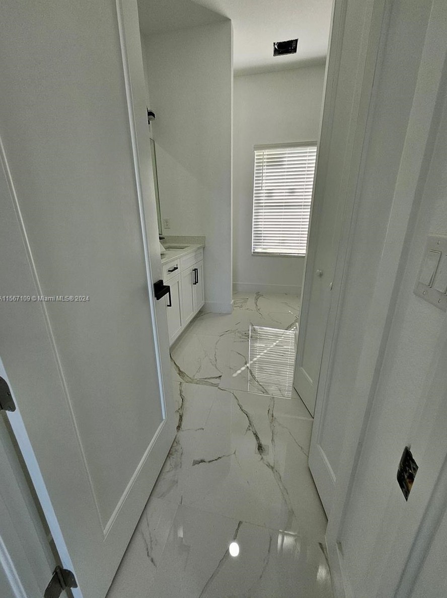 651 Keller St, Lehigh Acres FL 33974-7560 exterior