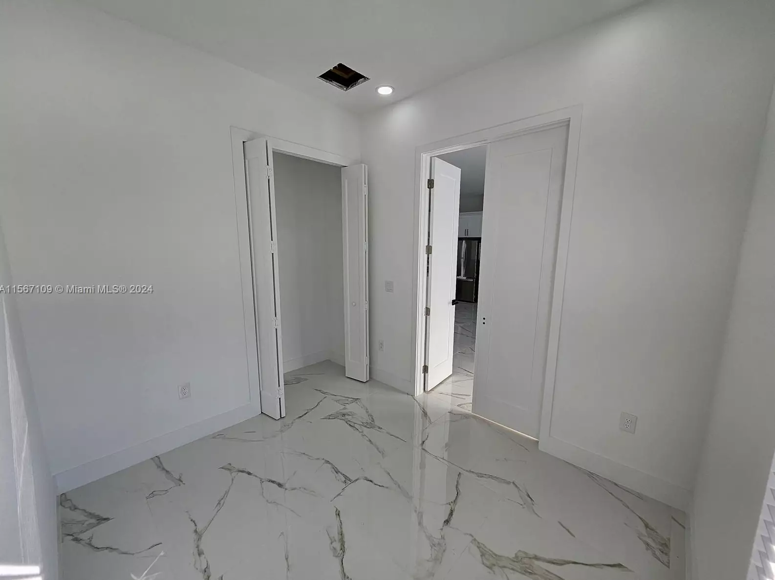 651 Keller St, Lehigh Acres FL 33974-7560 exterior