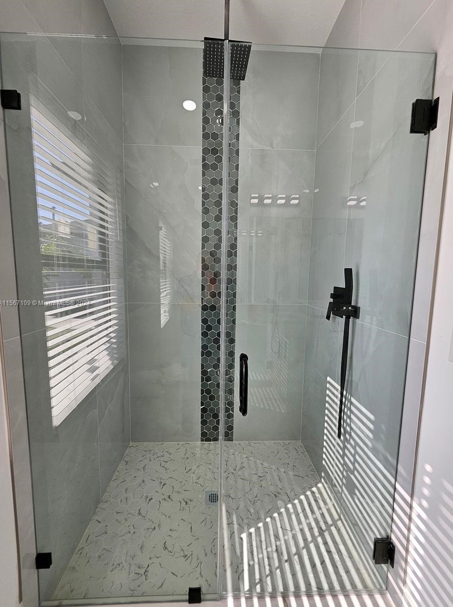 651 Keller St, Lehigh Acres FL 33974-7560 exterior