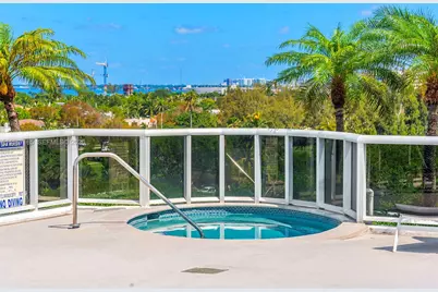 2001 Meridian Ave #517, Miami Beach, FL 33139 - Photo 23