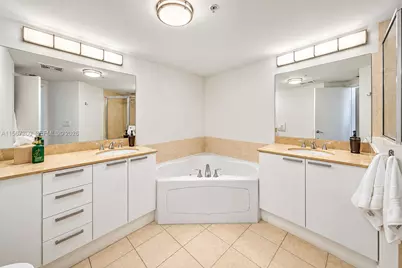 16699 Collins Ave #3009, Sunny Isles Beach, FL 33160 - Photo 15