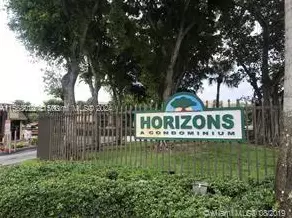 8045 107th Ave, Miami FL  33173-4846 exterior