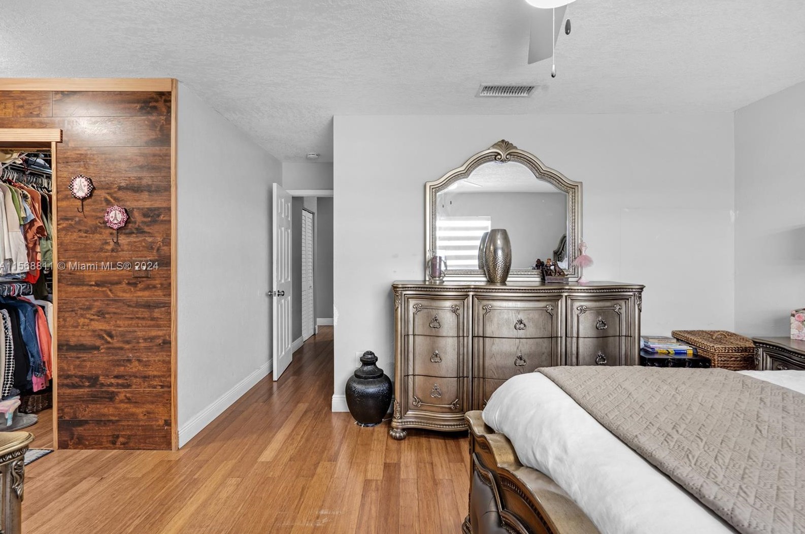 8101 149 Ave, Miami FL 33193-1433 exterior