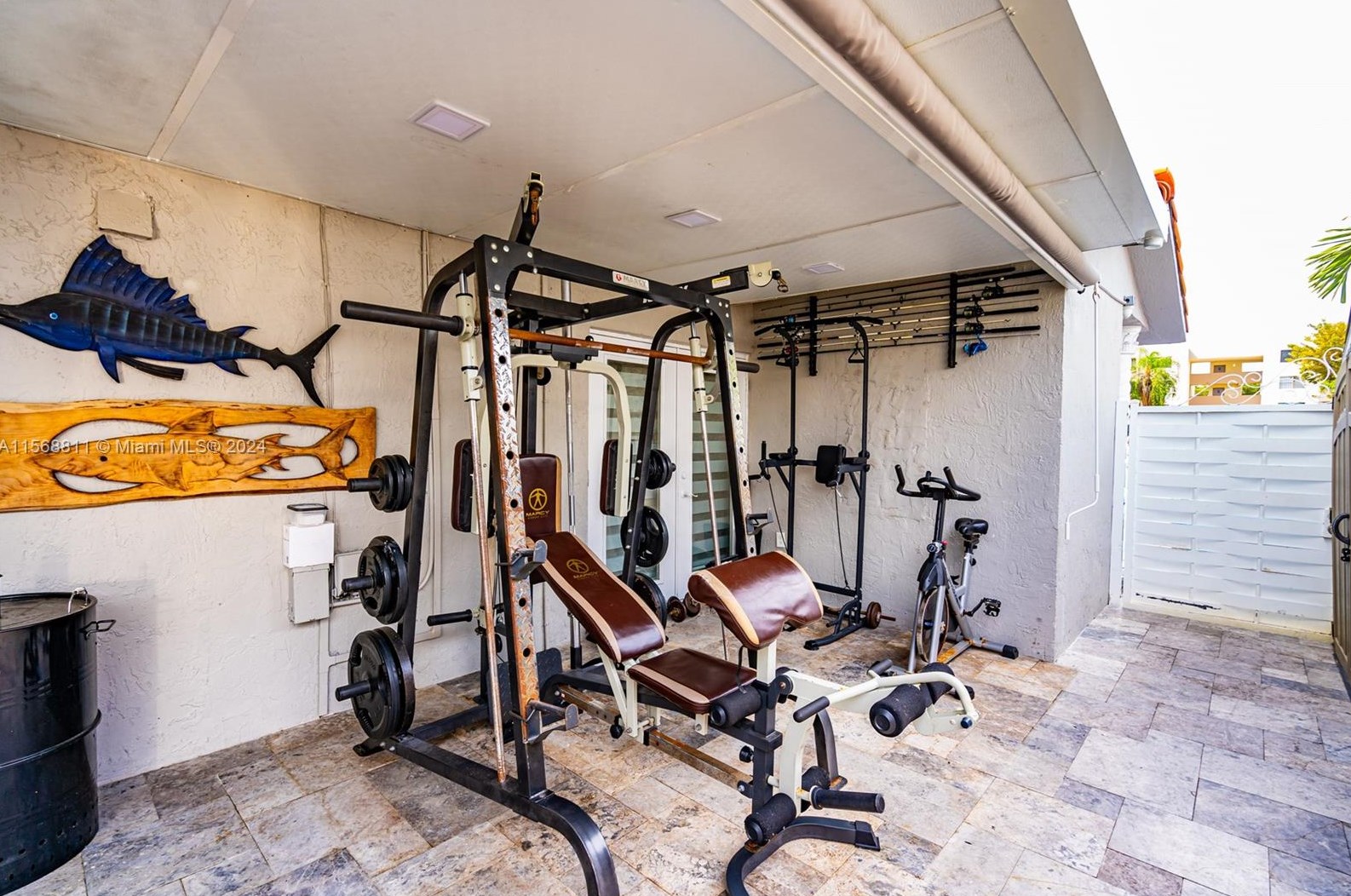 8101 149 Ave, Miami FL 33193-1433 exterior