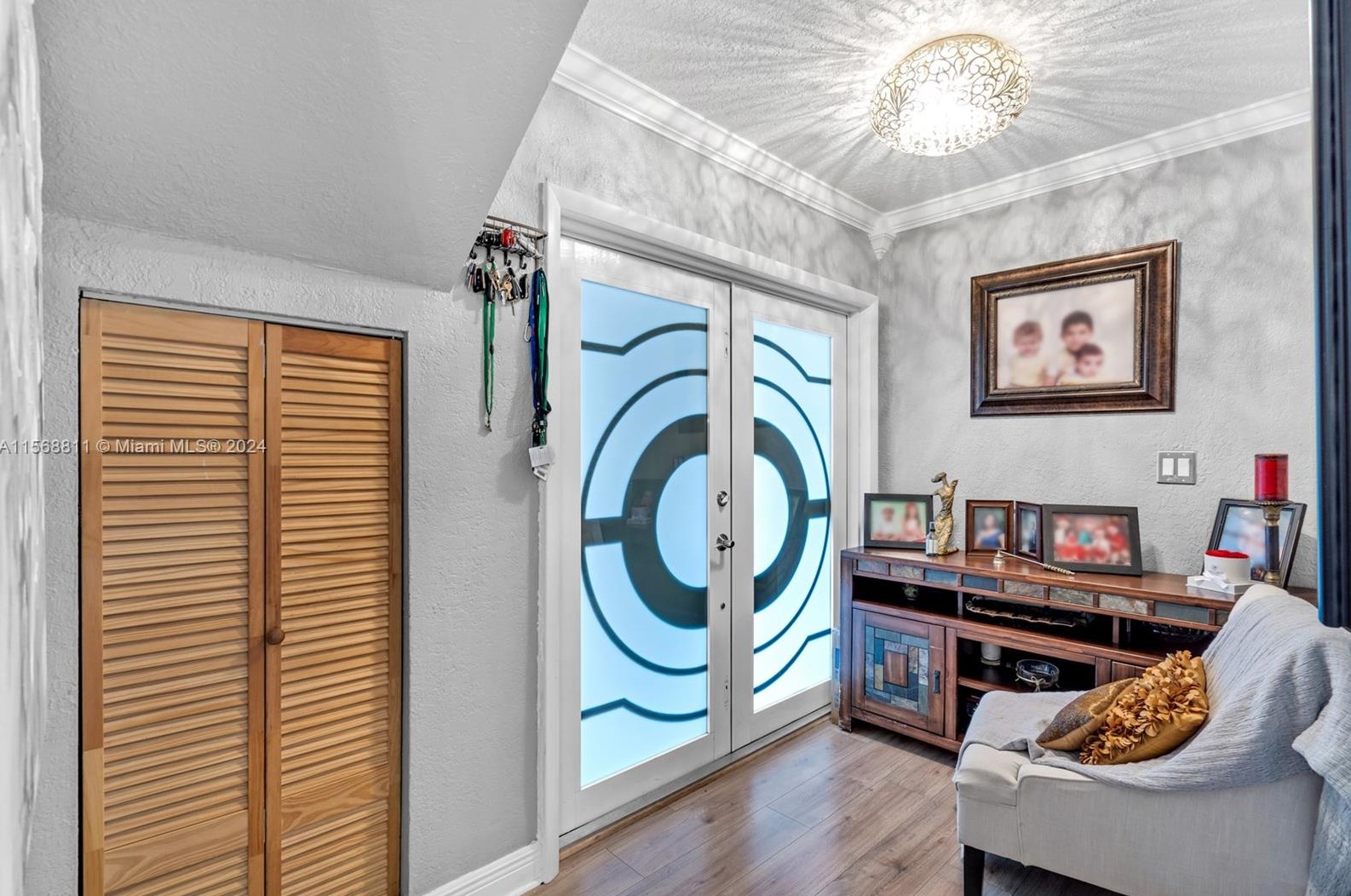 8101 149 Ave, Miami FL 33193-1433 exterior