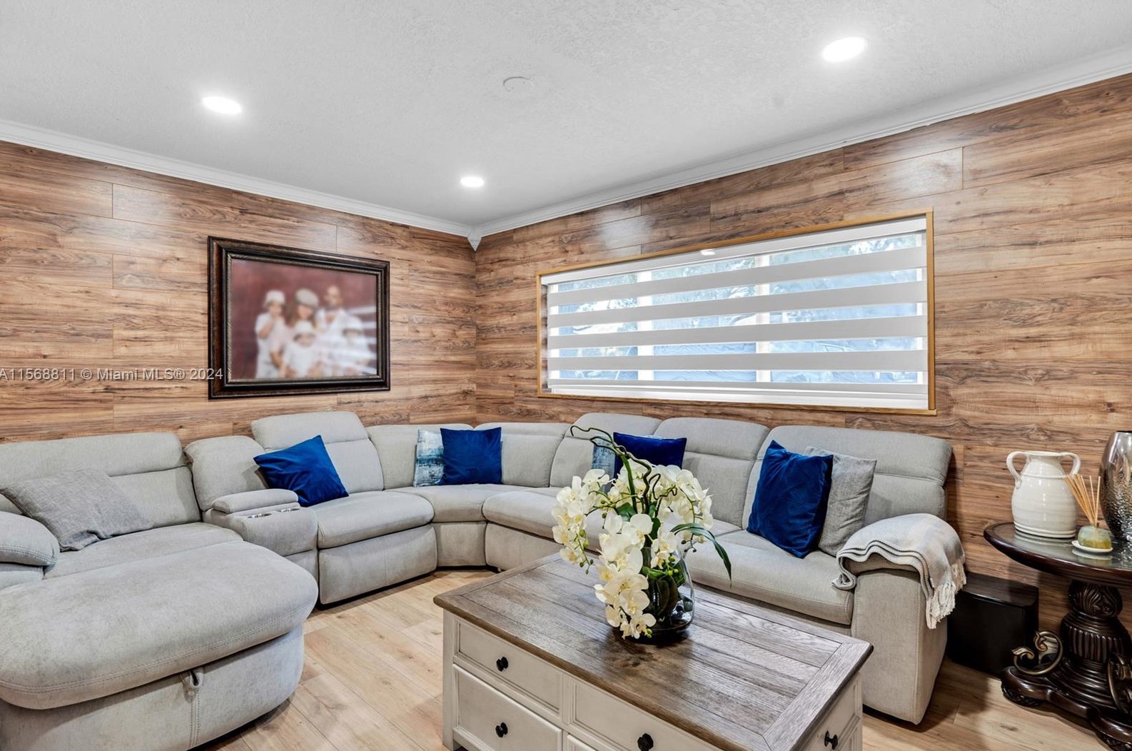 8101 149 Ave, Miami FL 33193-1433 exterior