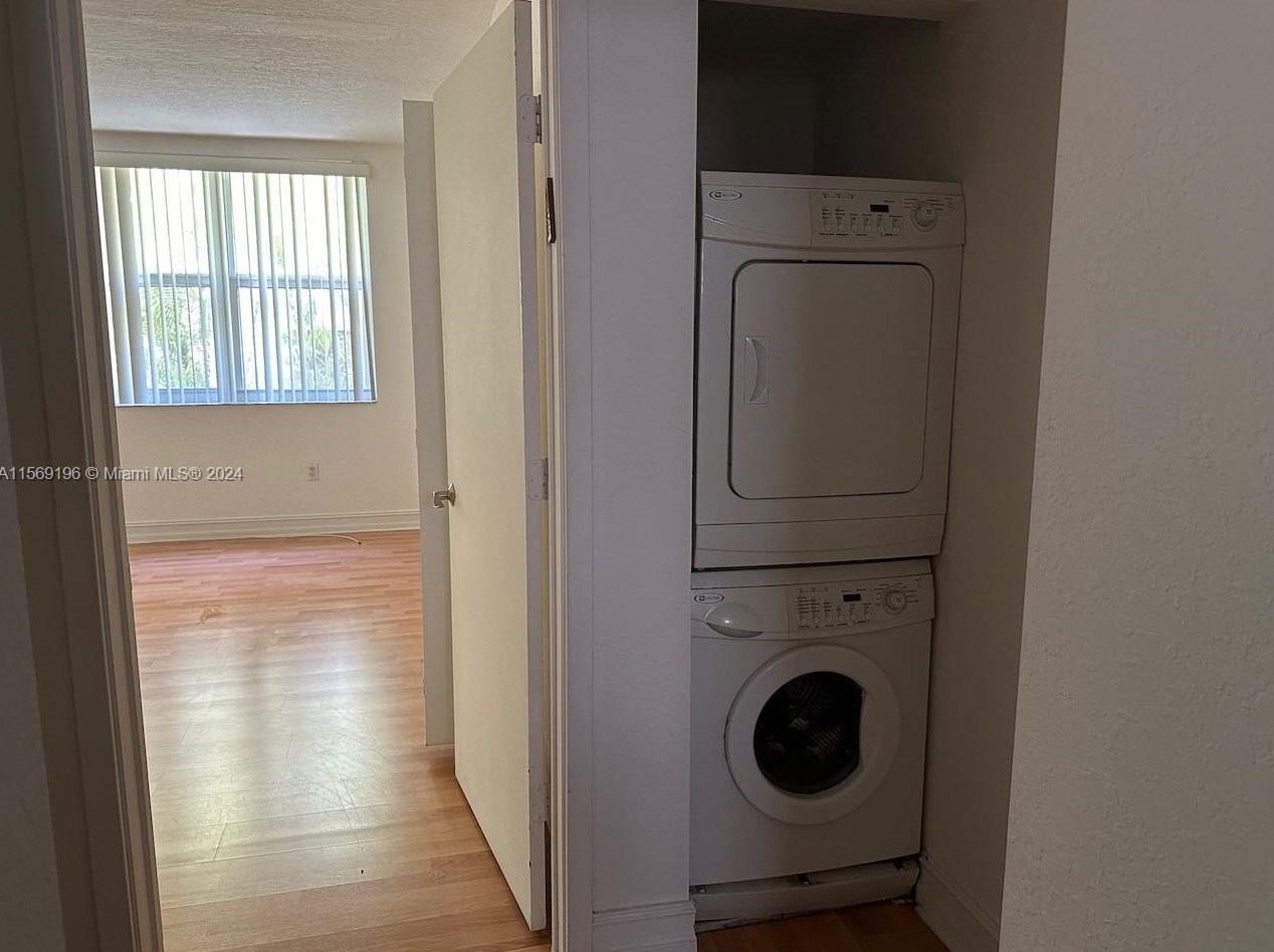 1080 99th St, Miami FL 33138-2639 exterior