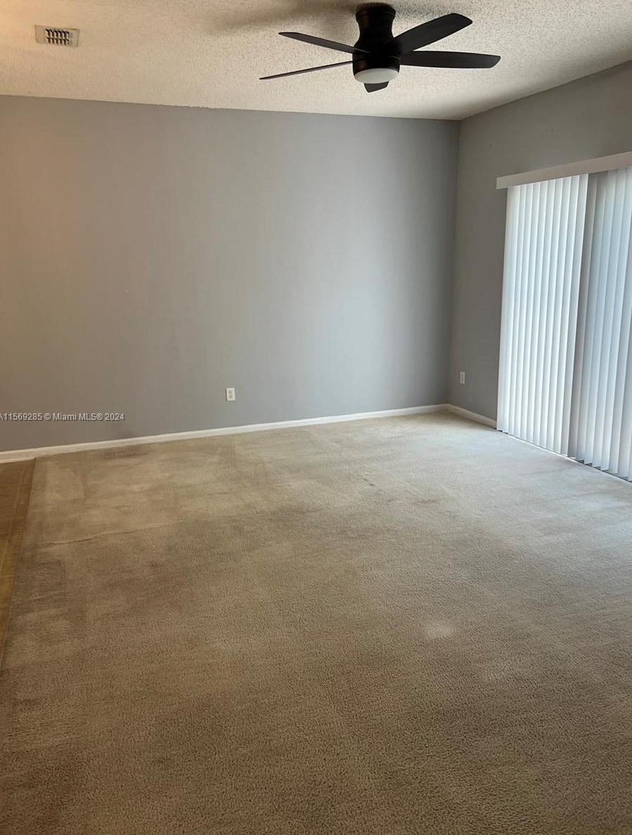 8524 Tower Fls Dr, Jacksonville FL 32244-7901 exterior