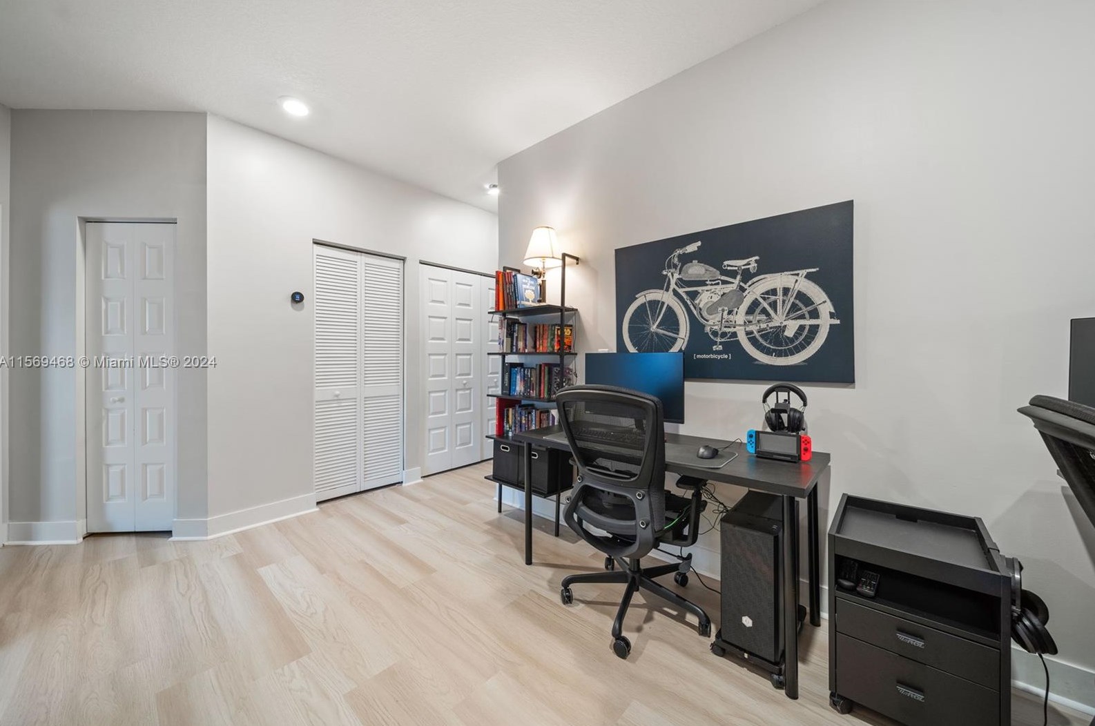 8373 49 St, Miami FL 33185-4138 exterior