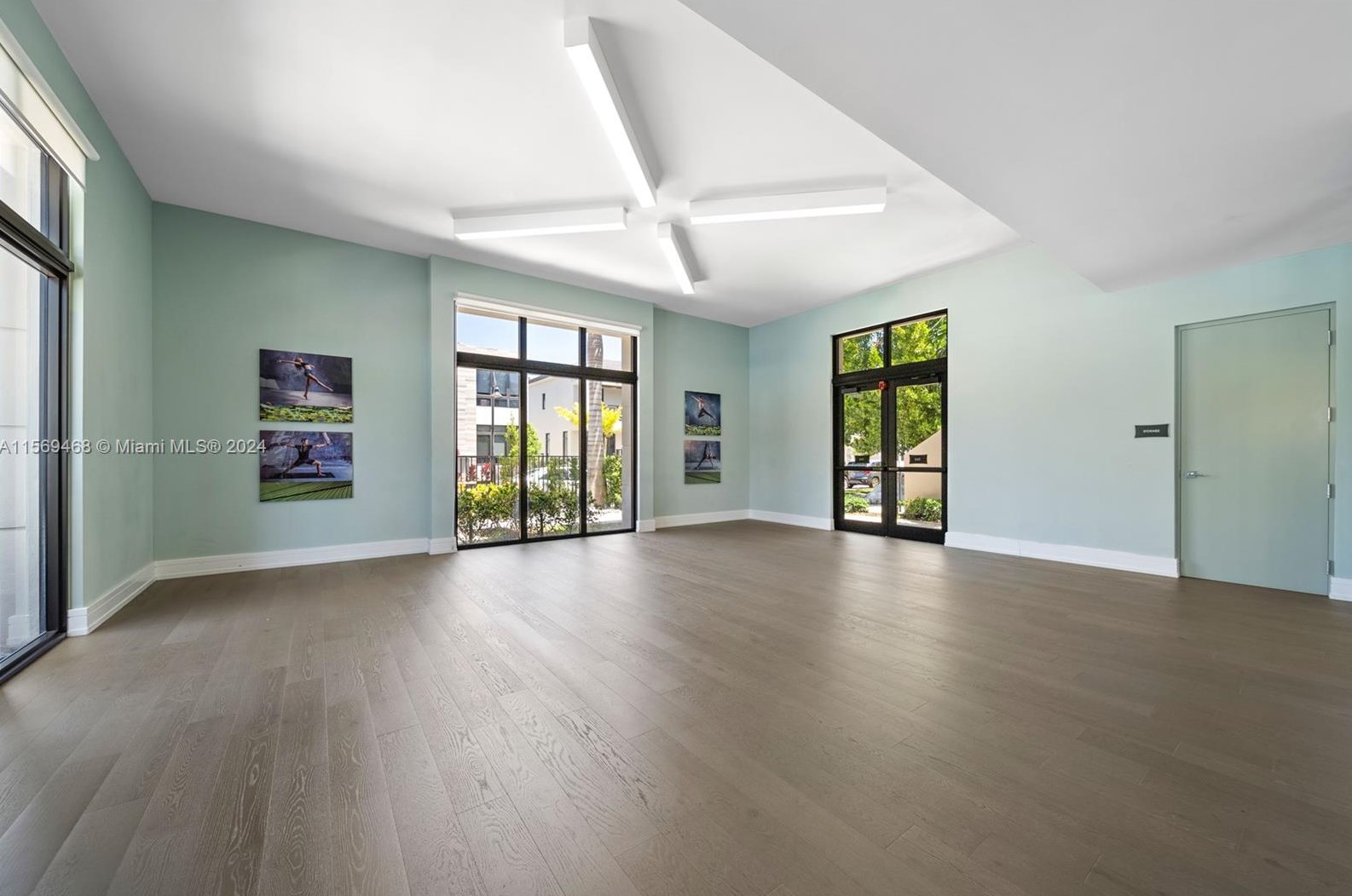 8373 49 St, Miami FL 33185-4138 exterior