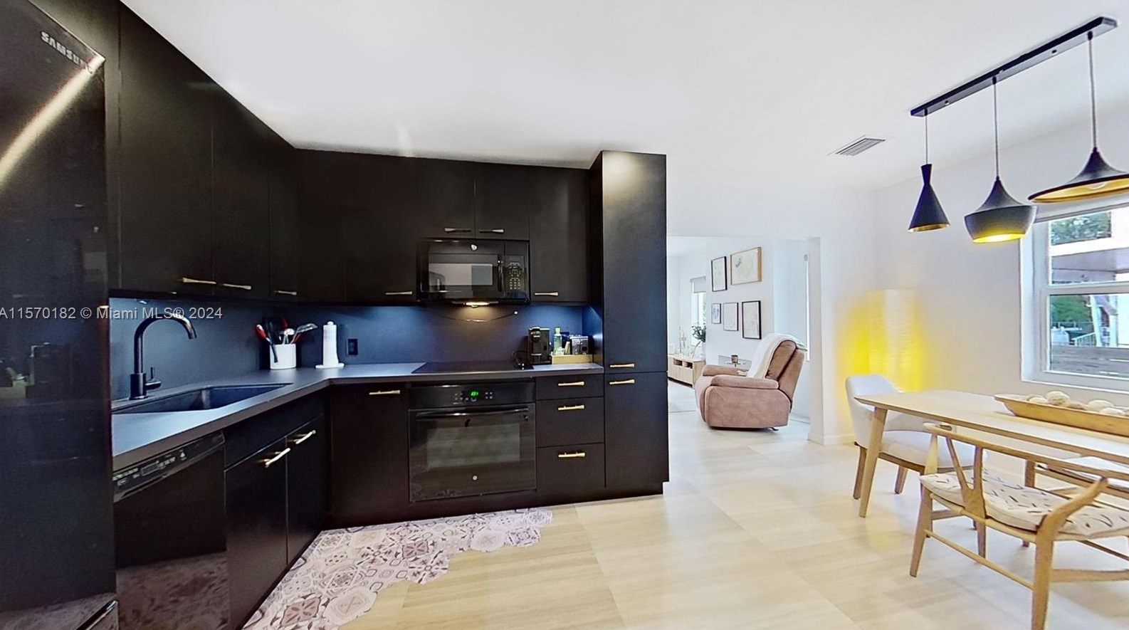 265 44 St, Miami FL 33127-2650 exterior