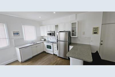 842 Meridian Ave #3D - Photo 1
