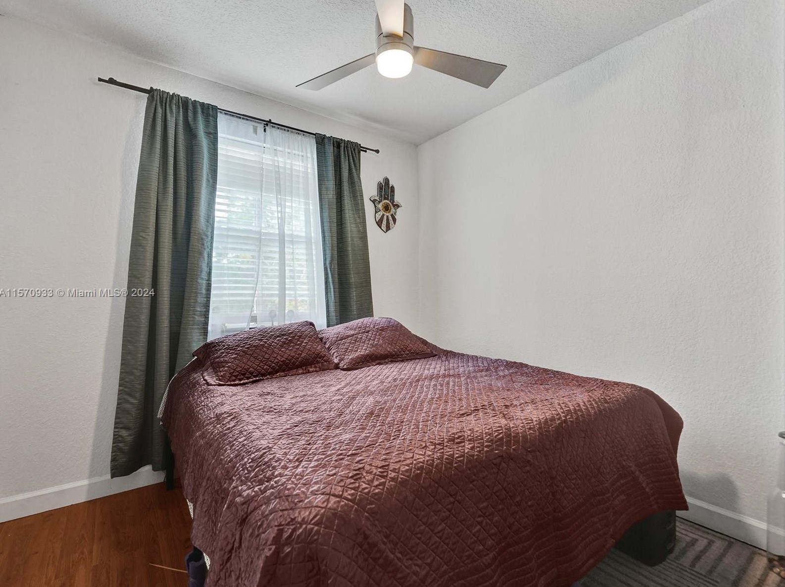 17045 39 Ct, Hollywood FL exterior