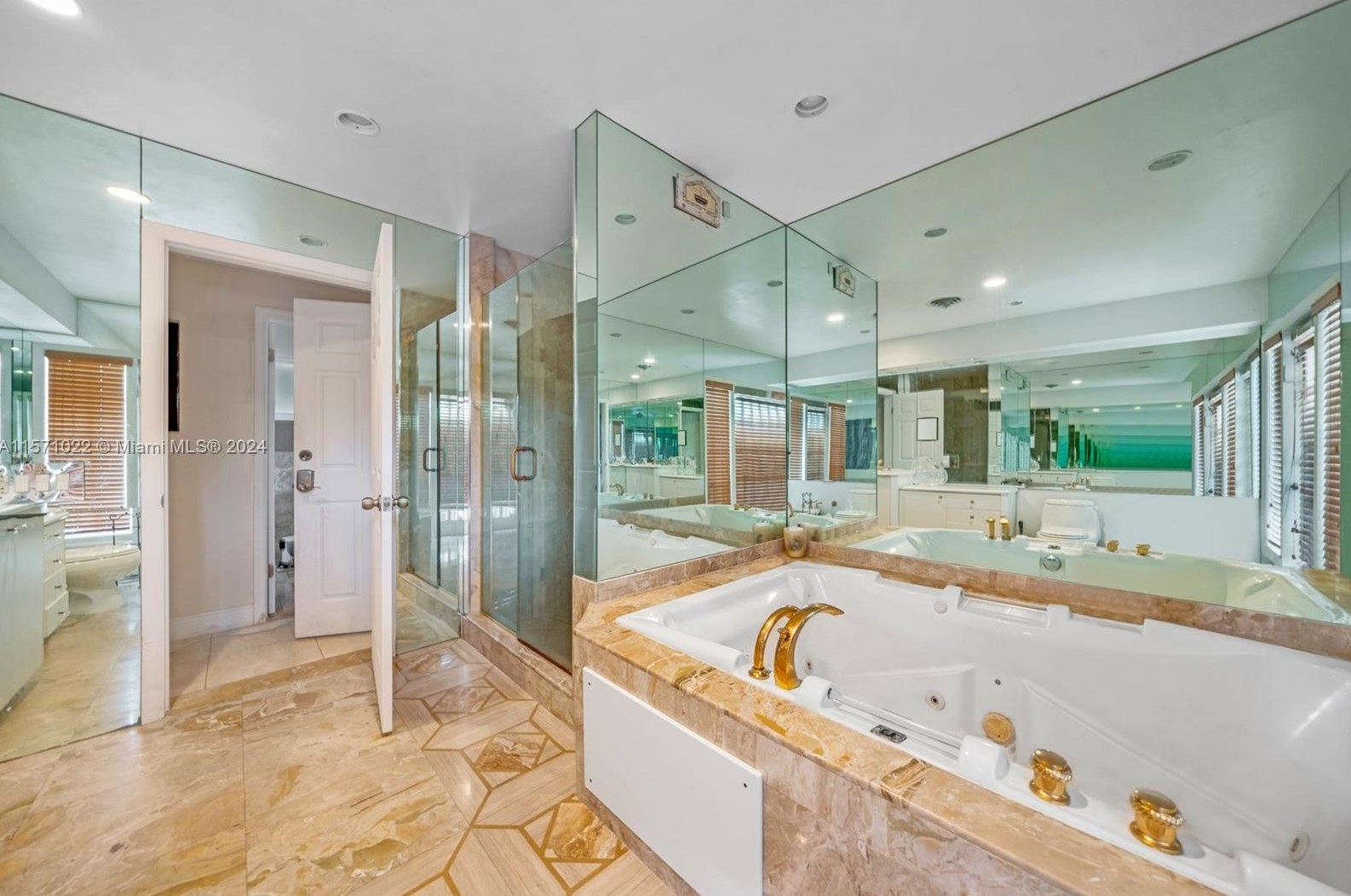 3720 Longfellow Cir, Hollywood FL  33021-4937 exterior