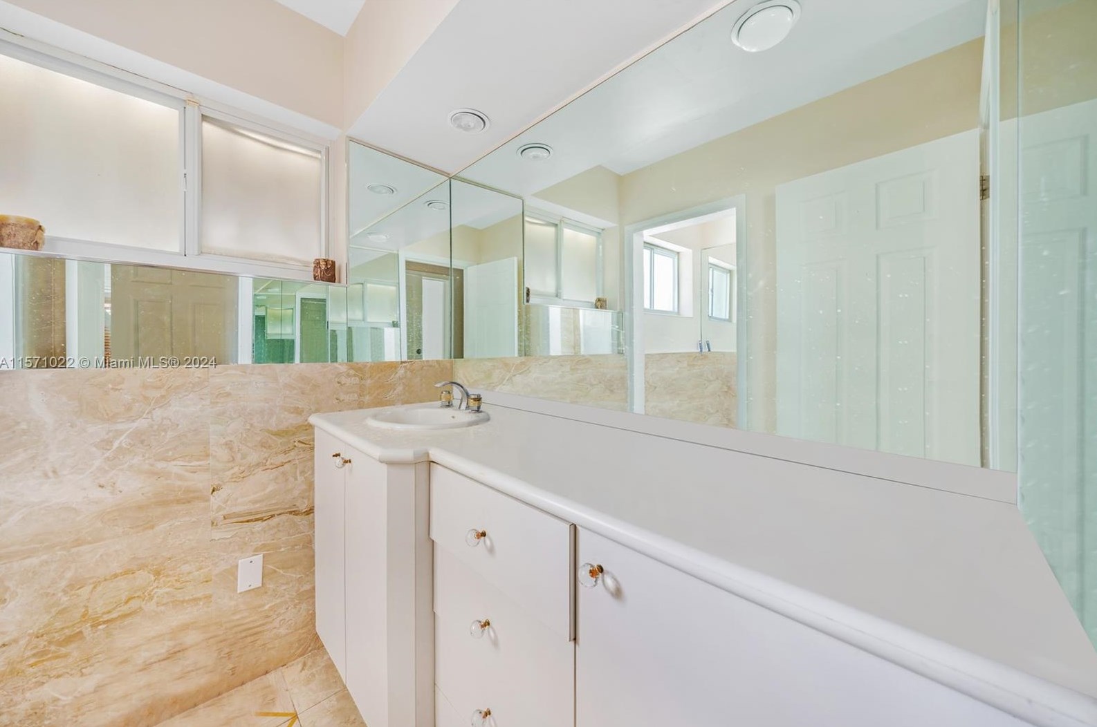 3720 Longfellow Cir, Hollywood FL  33021-4937 exterior