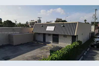 67 NW 166th St, Miami, FL 33169 - Photo 3