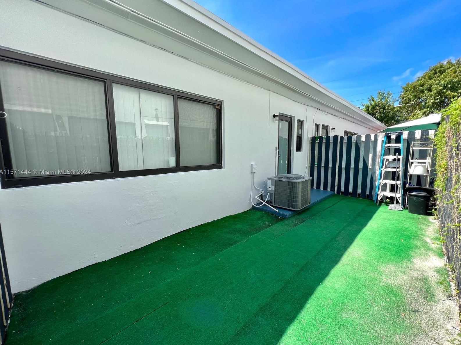 877 80th St, Miami FL  33141-1501 exterior