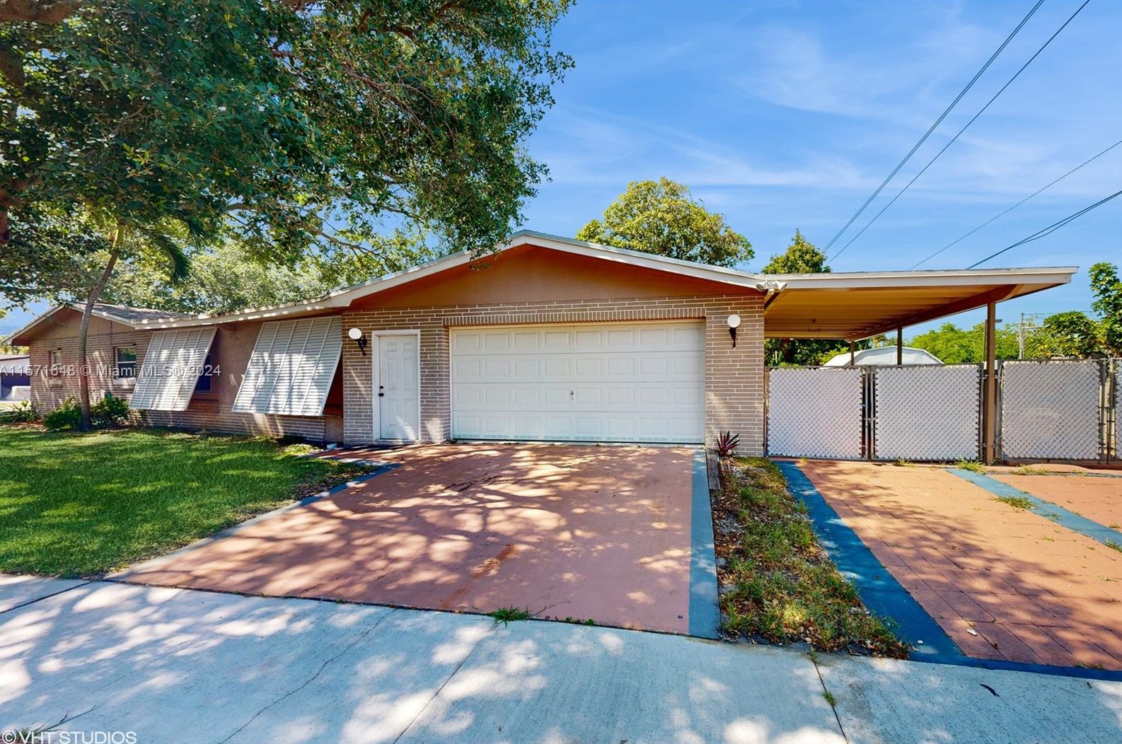 2201 82 Ave, Hollywood FL 33328 exterior