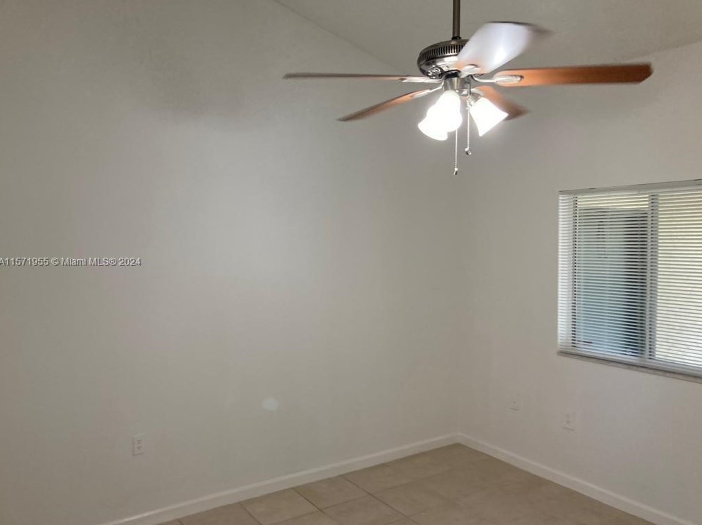 16304 Glenmoor Dr, West Palm Beach FL  33409-2814 exterior