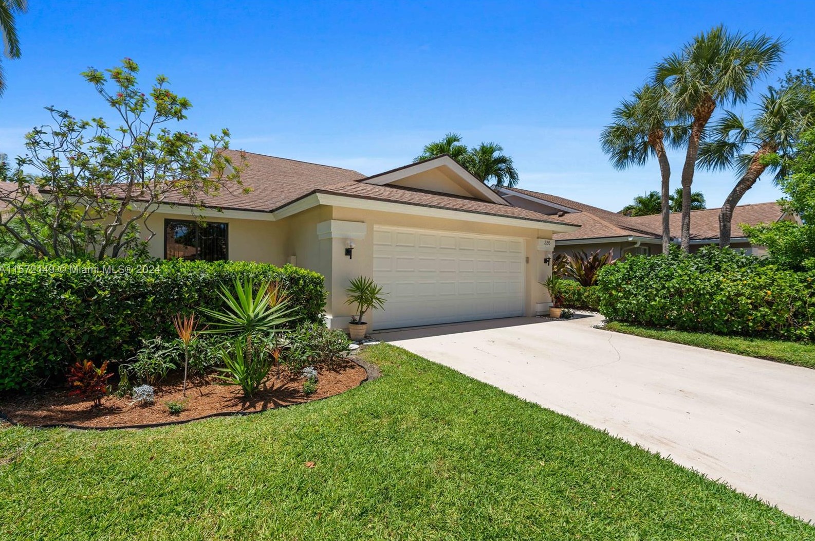 226 River Park Dr, Jupiter FL  33477-9324 exterior