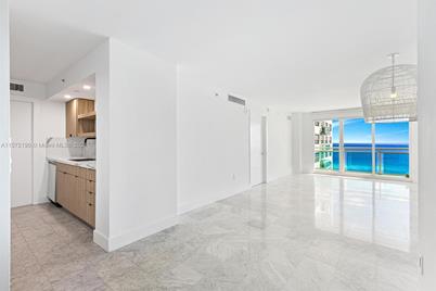 6917 Collins Ave #1009 - Photo 1