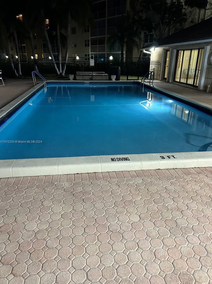 311 3rd St, Dania Beach FL  33004-4018 exterior