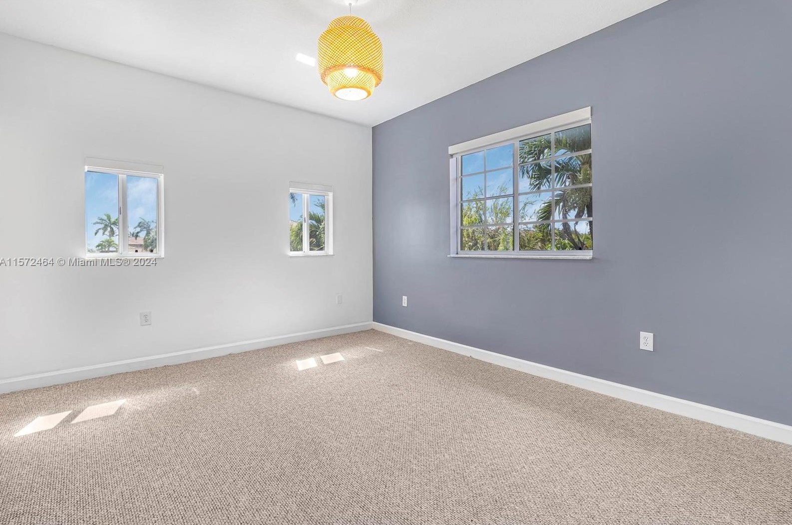 1390 41st Pl, Homestead FL  33033-5857 exterior