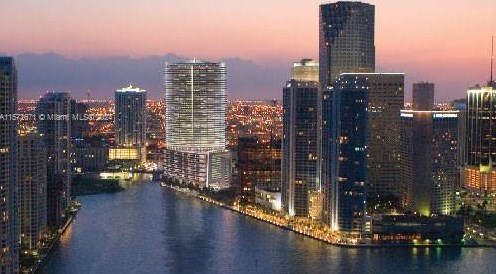 200 Biscayne Boulevard Way, Miami FL 33131-2154 exterior