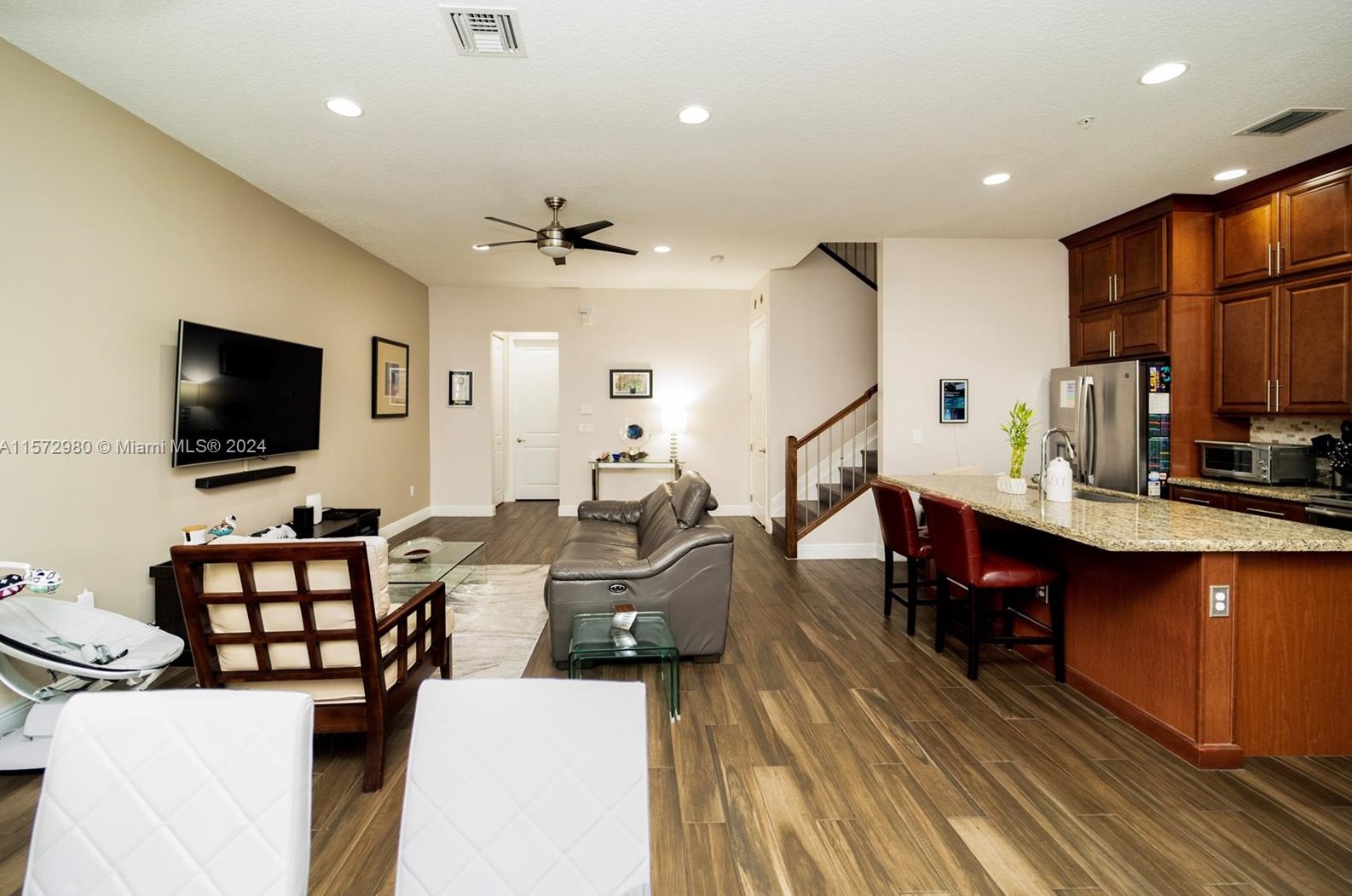 1794 124 Way, Hollywood FL 33027-2531 exterior