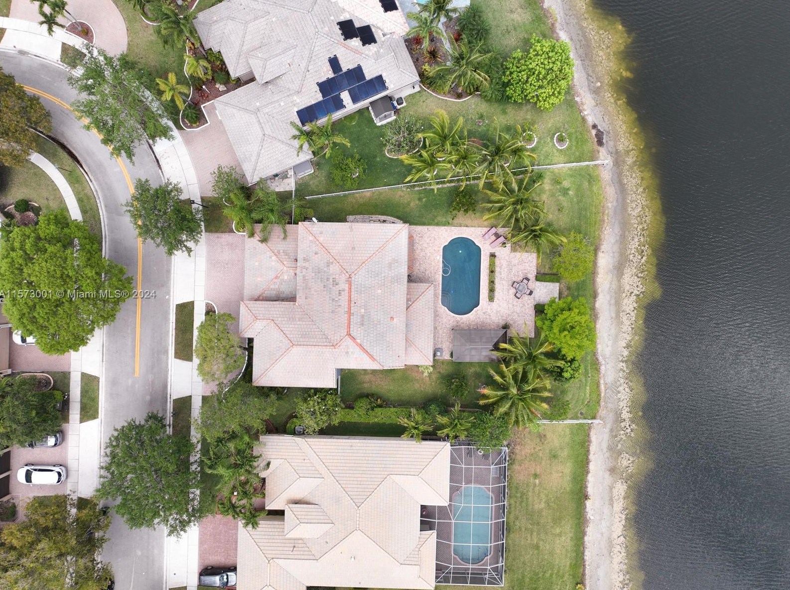 1885 139 Ter, Hollywood FL  33028-2837 exterior